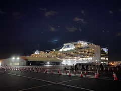 Thêm 88 người trên du thuyền cách ly ở Nhật Bản dương tính với Covid-19